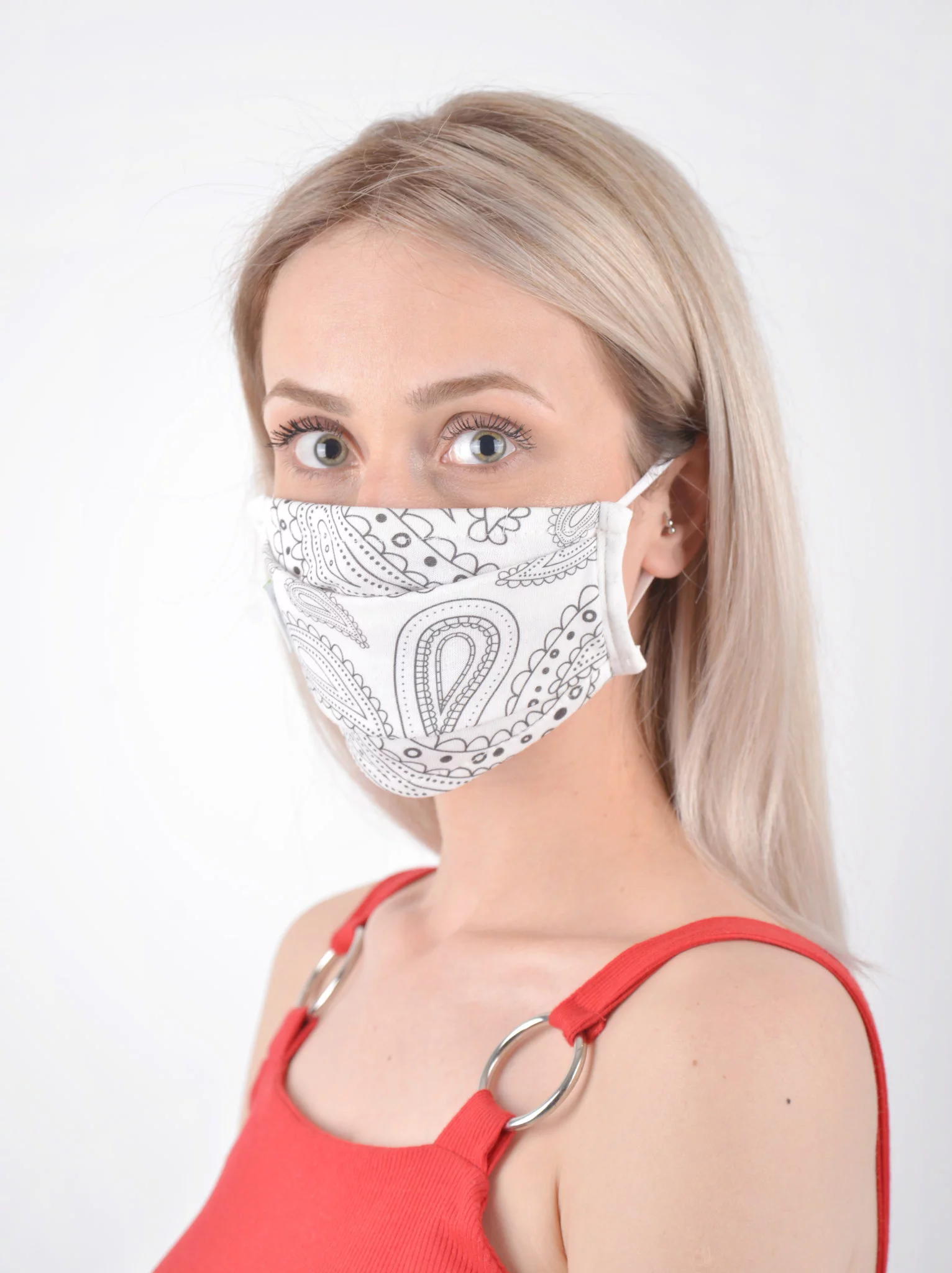 Исследование: коронавирус не может держаться на хлопчатобумажной ткани и перчатках